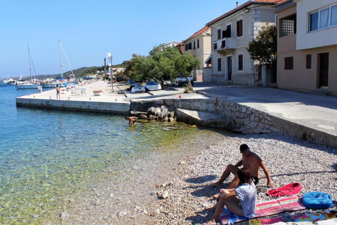 Apartments With A Parking Space Sali, Dugi Otok - 8152 Eksteriør bilde