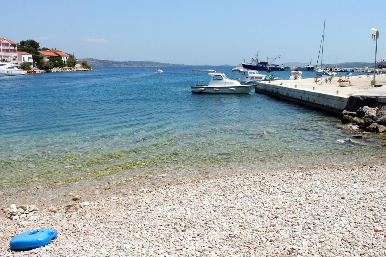 Apartments With A Parking Space Sali, Dugi Otok - 8152 Eksteriør bilde